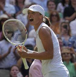 Iga Swiatek vence em Cincinnati e sobe a segundo no ranking WTA de ténis