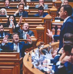 Os canais de comunicação entre Montenegro e Ventura