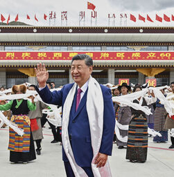 Xi Jinping foi ao Tibete celebrar 60 anos de liderança do Partido Comunista Chinês