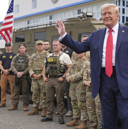 Trump admite enviar a Guarda Nacional para Chicago e Nova Iorque  