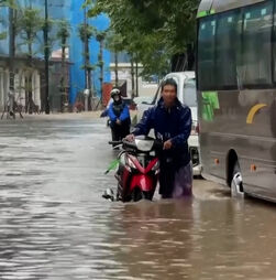 Tempestade tropical atinge o Vietname e provoca inundações na capital