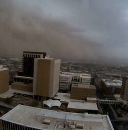 Timelapse mostra tempestade de areia a cobrir a cidade norte-americana de Phoenix