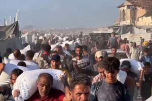 Porque é que a ajuda humanitária continua sem chegar a quem mais precisa em Gaza? 