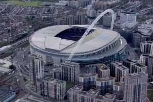 Homem morre ao cair durante concerto dos Oasis em Inglaterra