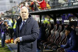 Jorge Costa, símbolo do FC Porto, recebe homenagem do clube