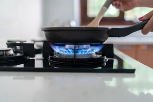 Governo vai apoiar famílias na substituição de equipamentos a gás por elétricos