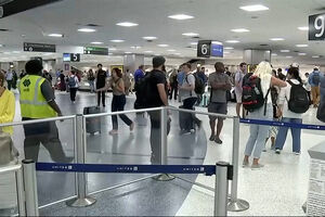 Voos da United Airlines cancelados em todo o EUA devido a um problema técnico 