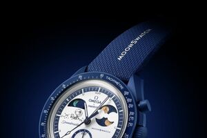 Relógio MoonSwatch Mission to Moonphase com Snoopy