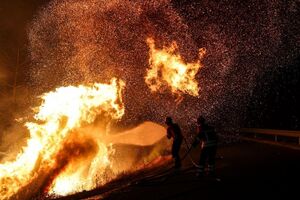 Fogo e cinzas: as imagens de um país fustigado pelos incêndios
