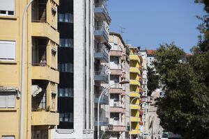 Garantia pública apoiou 13,2 mil contratos de habitação para jovens até julho