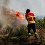 Incêndios: Canadairs entram em ação nos fogos do Sabugal que ameaçam aldeias