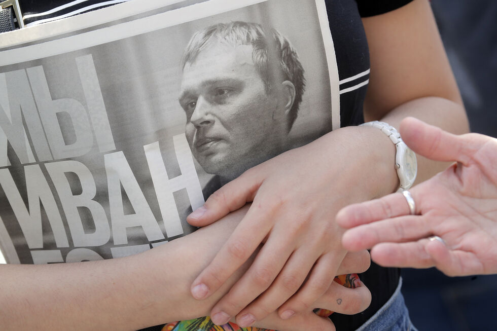 Mídia russa contorna sanções da UE via sites espelho, incluindo a RT