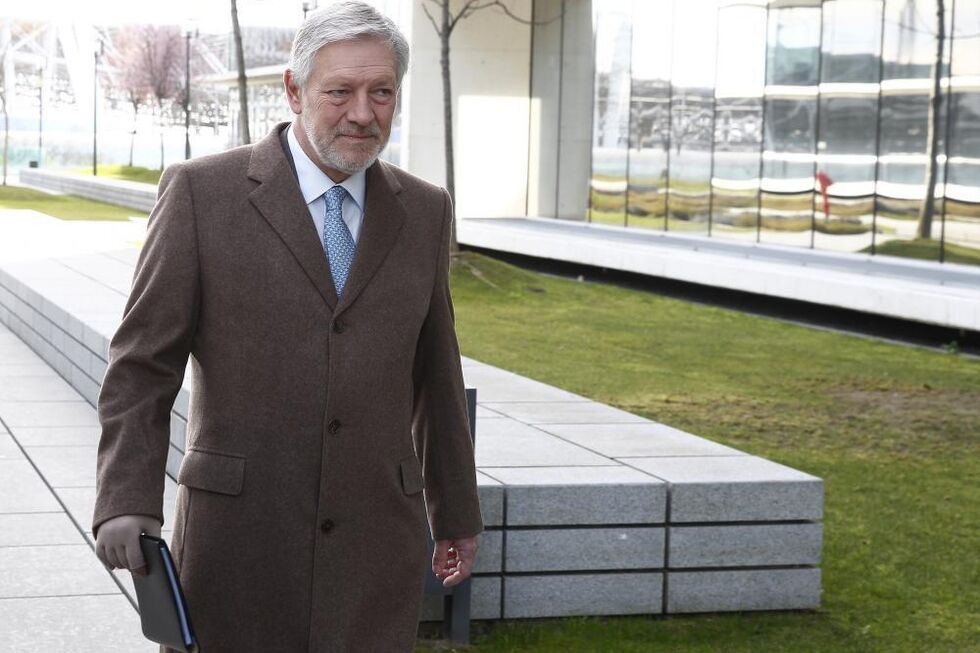 Ricardo Oliveira morreu em 2023 e herdeiras vendem bens para pagar dívidas ao Estado