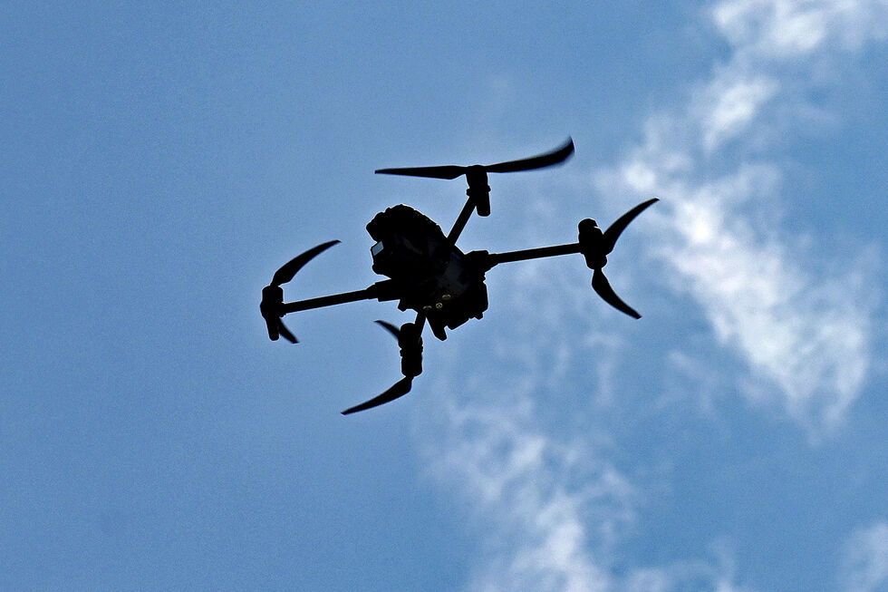 Lituânia ensina crianças a construir drones contra ameaça russa