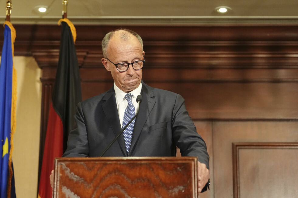 Merz avança que Putin aceitou reunir com Zelensky nas próximas semanas