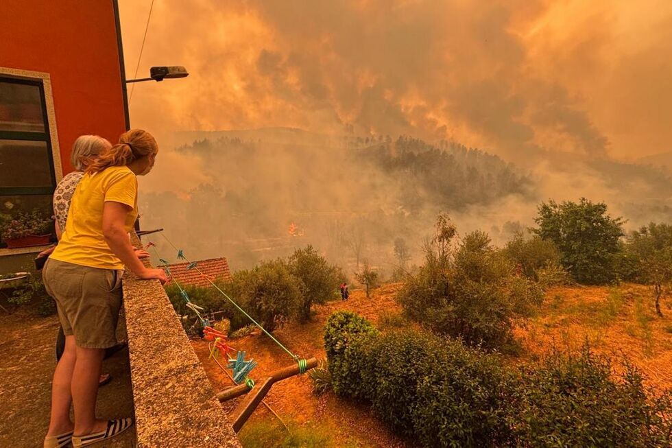 Incêndio no Fundão mantém situação instável com fogo ativo em várias frentes