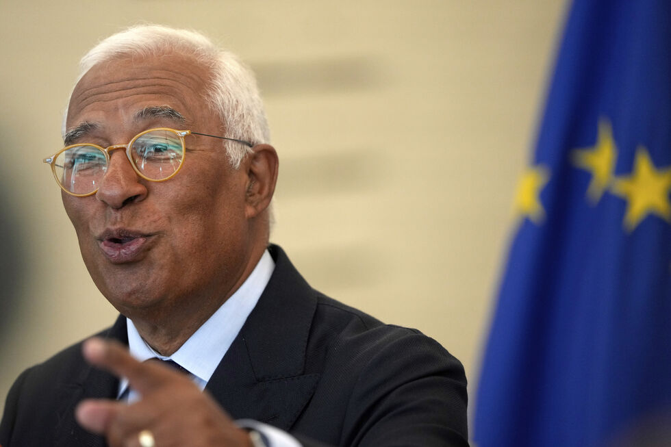 António Costa propõe reunião quadrilateral