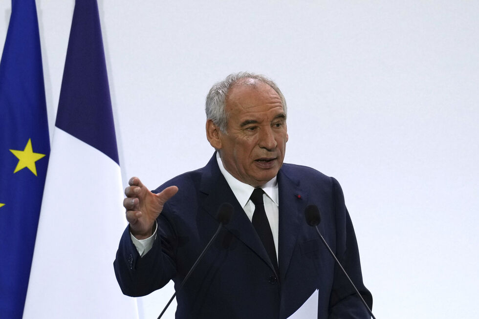 Moção de confiança votada a 8 de setembro