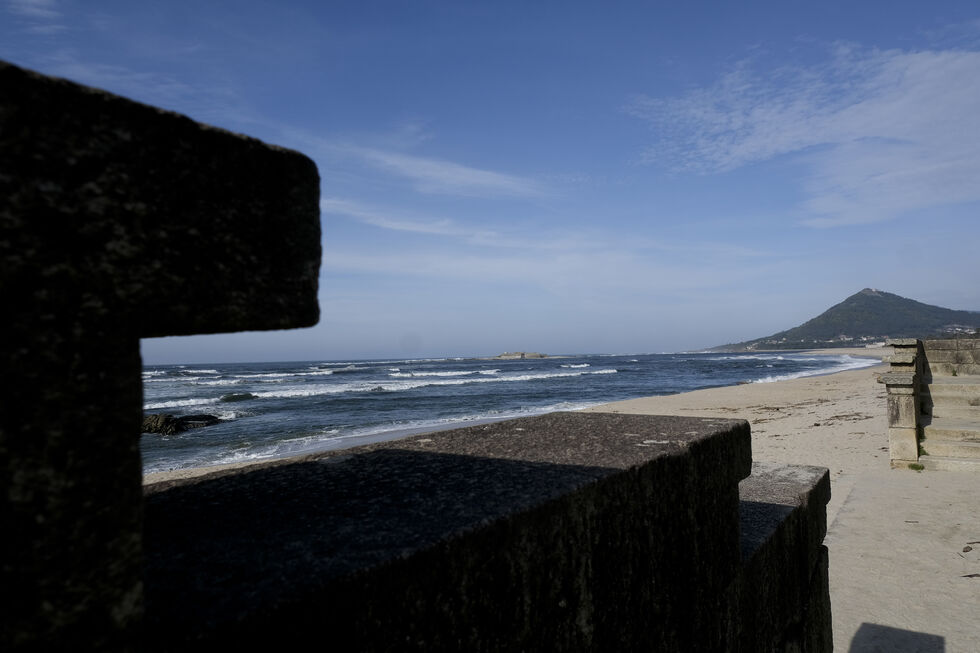 A zona de onde o autor provém, Moledo (freguesia minhota conhecida sobretudo pela sua praia), é um dos poucos dados conhecidos sobre o autor