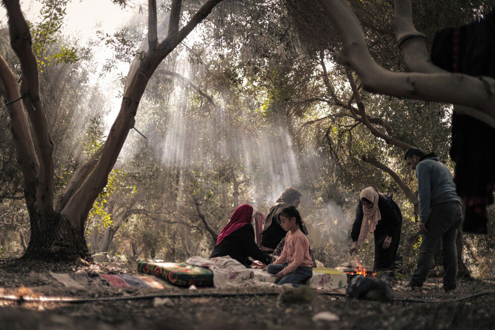 Vendas da exposição sobre a vida em Gaza apoiam fotógrafos palestinianos