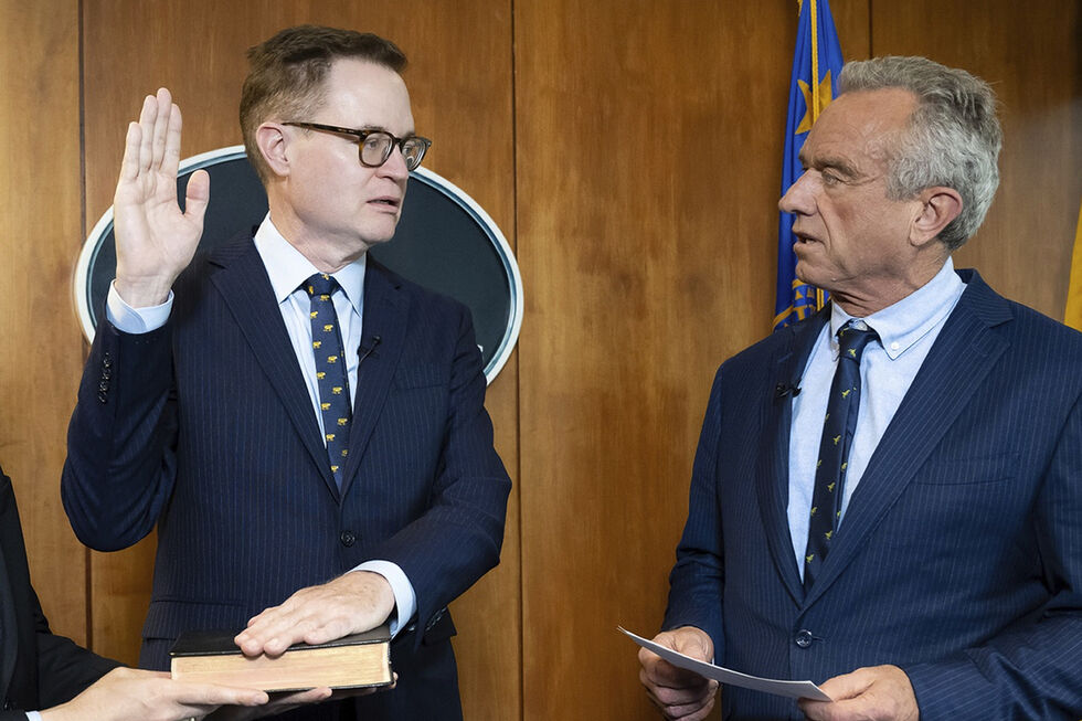 Jim O'Neill nomeado diretor interino da CDC