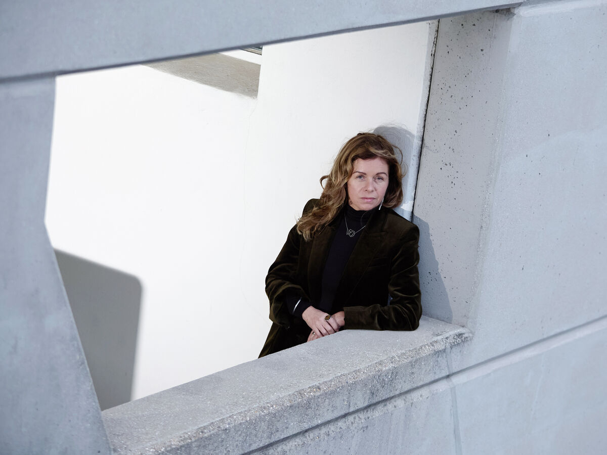 Lyndsey Stonebridge: “O verdadeiro poder não é a violência e não está em Trump nem em Putin”