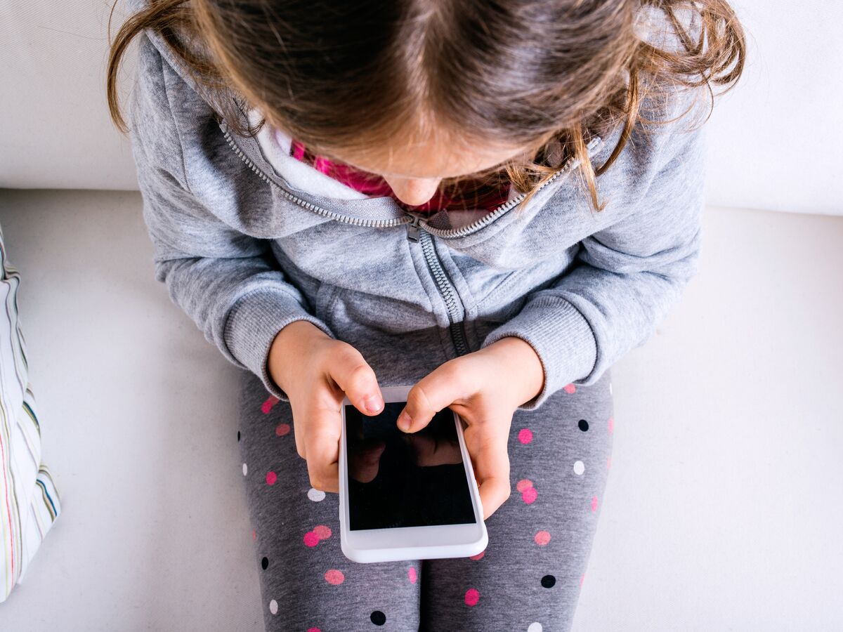 Como os pais espiam os filhos com apps