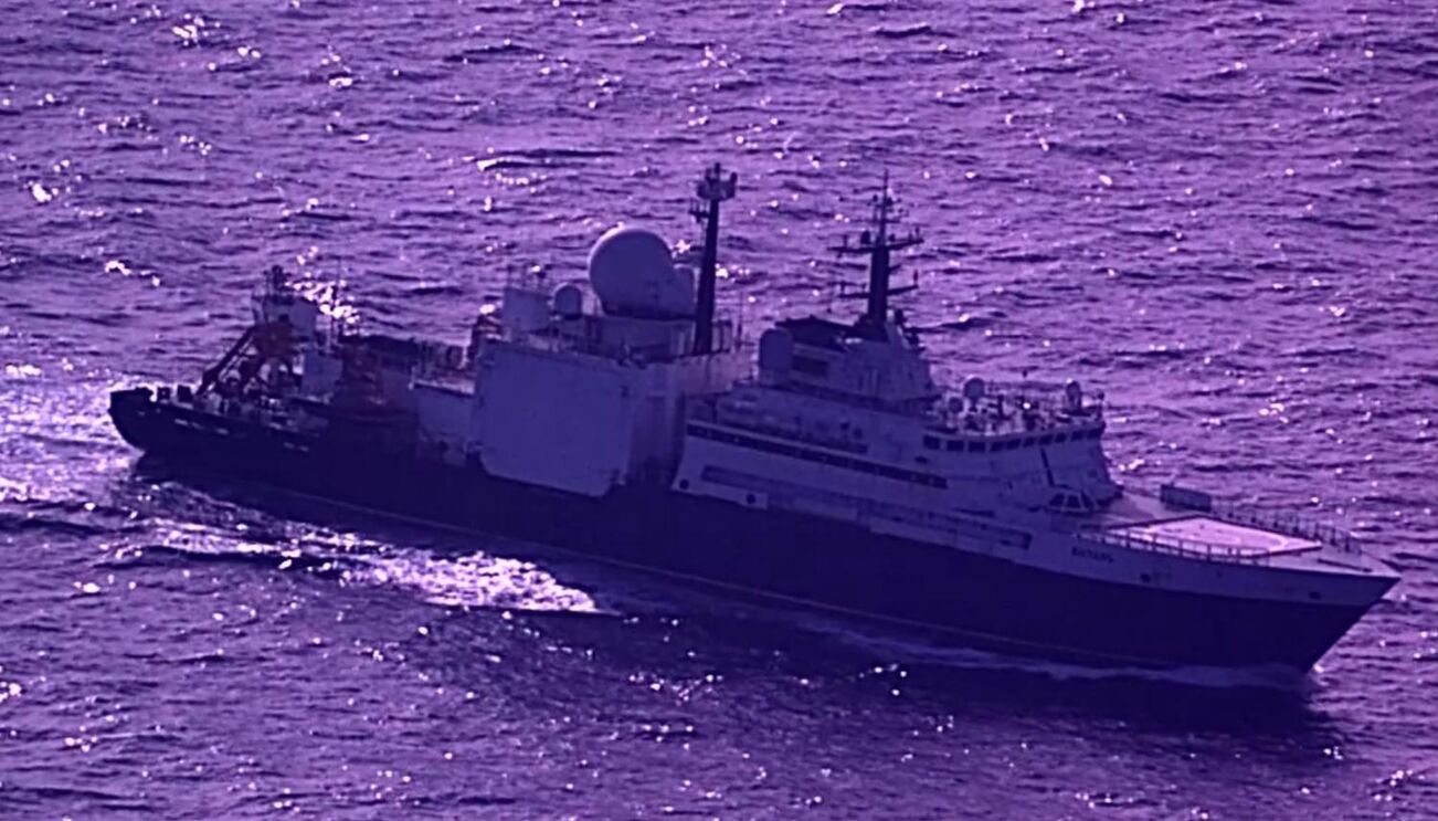 Navio russo detetado em Portugal 