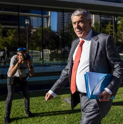 Sócrates voltou a tribunal para atacar o MP