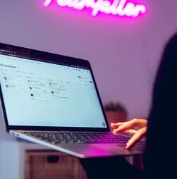 É a Inteligência Artificial que recruta no admirável mundo novo do emprego