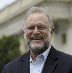Fundador da Ben&Jerry's deixa a empresa em rutura com Unilever por criticar guerra em Gaza