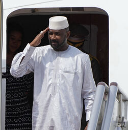 França expulsa dois diplomatas da embaixada do Mali após francês ser detido em Bamako