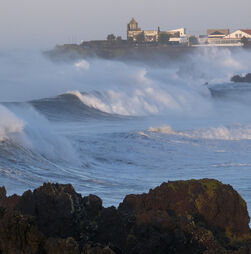 Açores: Tempestade provoca 196 ocorrências e obriga a realojar 16 pessoas