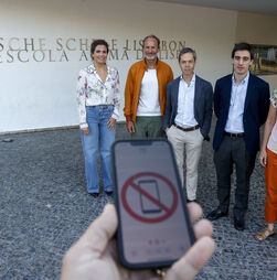 Telemóveis 'burros' até aos 14 anos