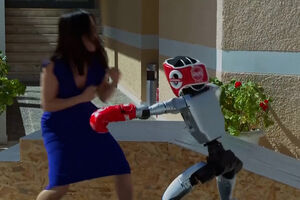 Robôs humanoides mostram o que sabem fazer na primeira competição mundial 