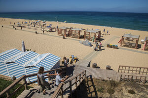 A exploração dos bares de praia da Aberta Nova (na fotografia) e de Melides tem gerado polémica