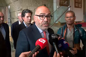 Governo disponível para diálogo com partidos sobre a habitação