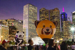 Balões de ar quente iluminam Hong Kong na primeira edição do Balloon Fiesta