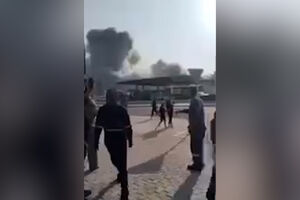 “Oh meu Deus”: população corre pela rua enquanto se ouvem explosões em Doha 