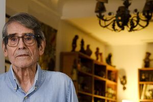 João Mota, 83 anos, recorda a vida no teatro, a guerra e os desafios superados