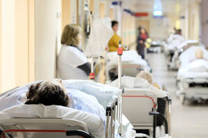 Ordem dos Enfermeiros preocupada com cortes no SNS e falta de contratações