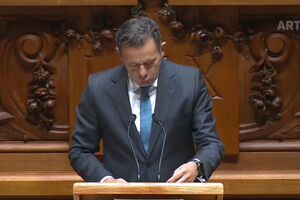 Primeiro-ministro anuncia medidas para habitação