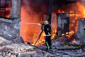 Serviço de Emergência da Ucrânia relata "ataque massivo com drones” em Sumy