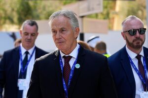 Tony Blair integra comissão para a paz de Trump