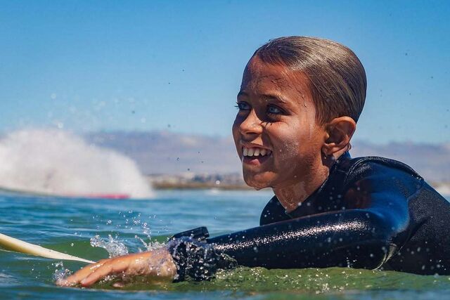 Jovem promessa do surf português morre aos 12 anos - Desporto - SÁBADO