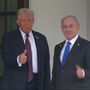 Netanyahu já está reunido com Trump na Casa Branca  