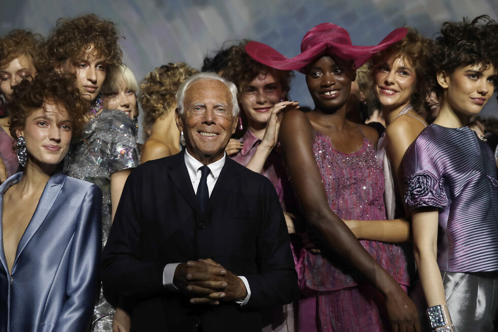 Giorgio Armani, estilista italiano, faleceu em Milão aos 91 anos