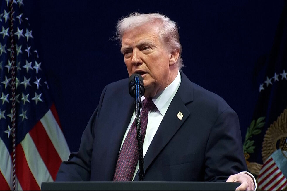 Trump aborda futuro do TikTok nos EUA, dependente da China