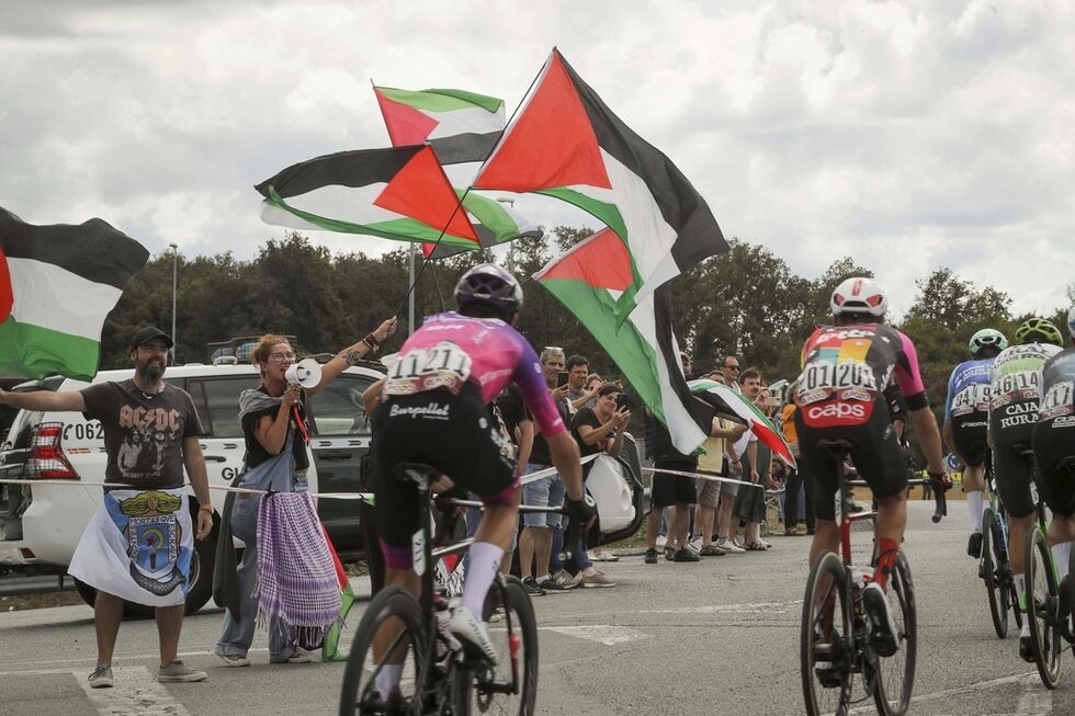 Ciclistas ameaçam competição após incidentes pró-Palestina na Vuelta a Espanha