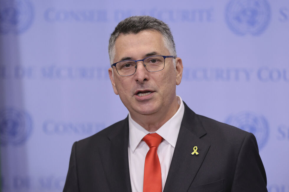 Gideon Saar avisa UE sobre sanções por violação dos direitos humanos em Gaza